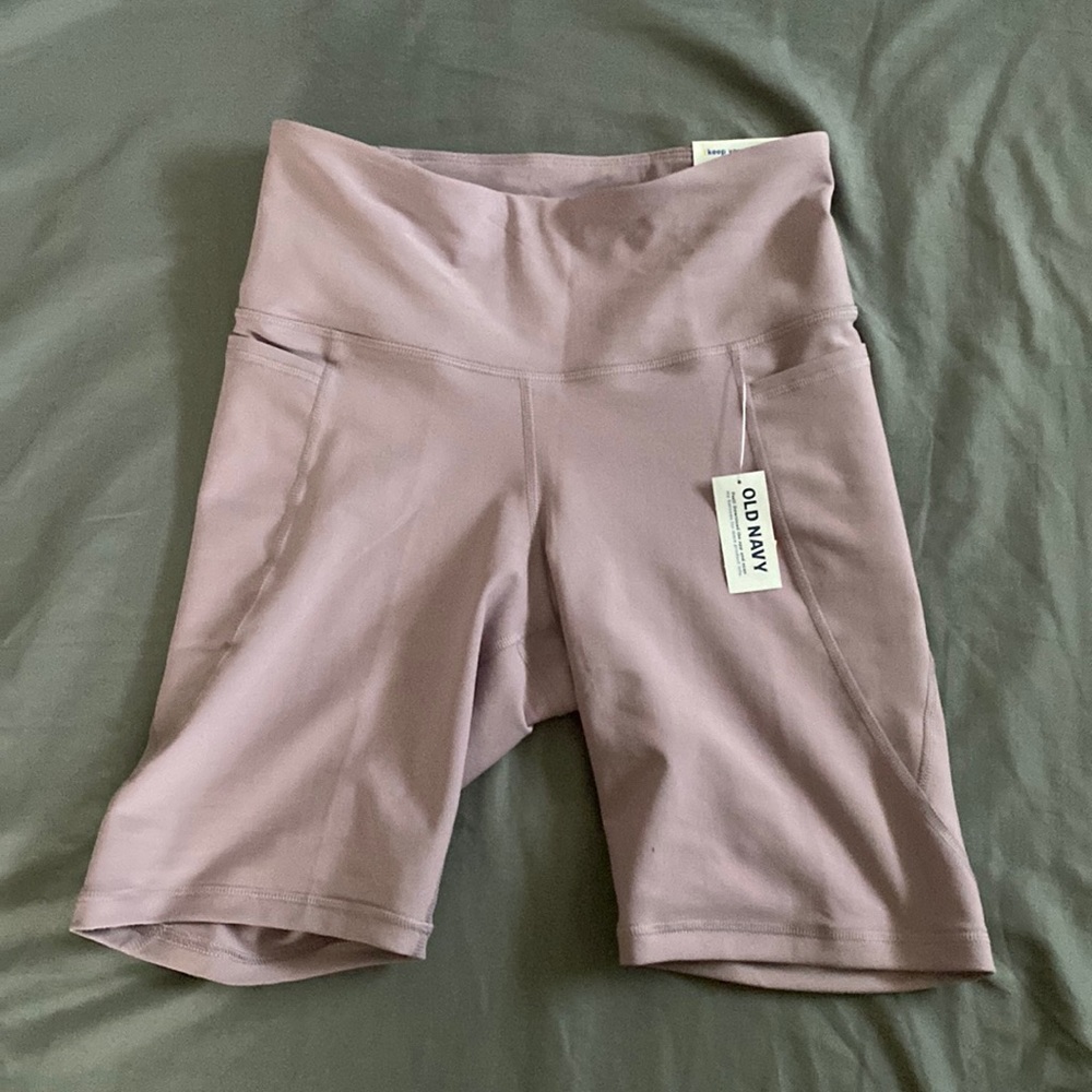 Old Navy bike shorts with pockets